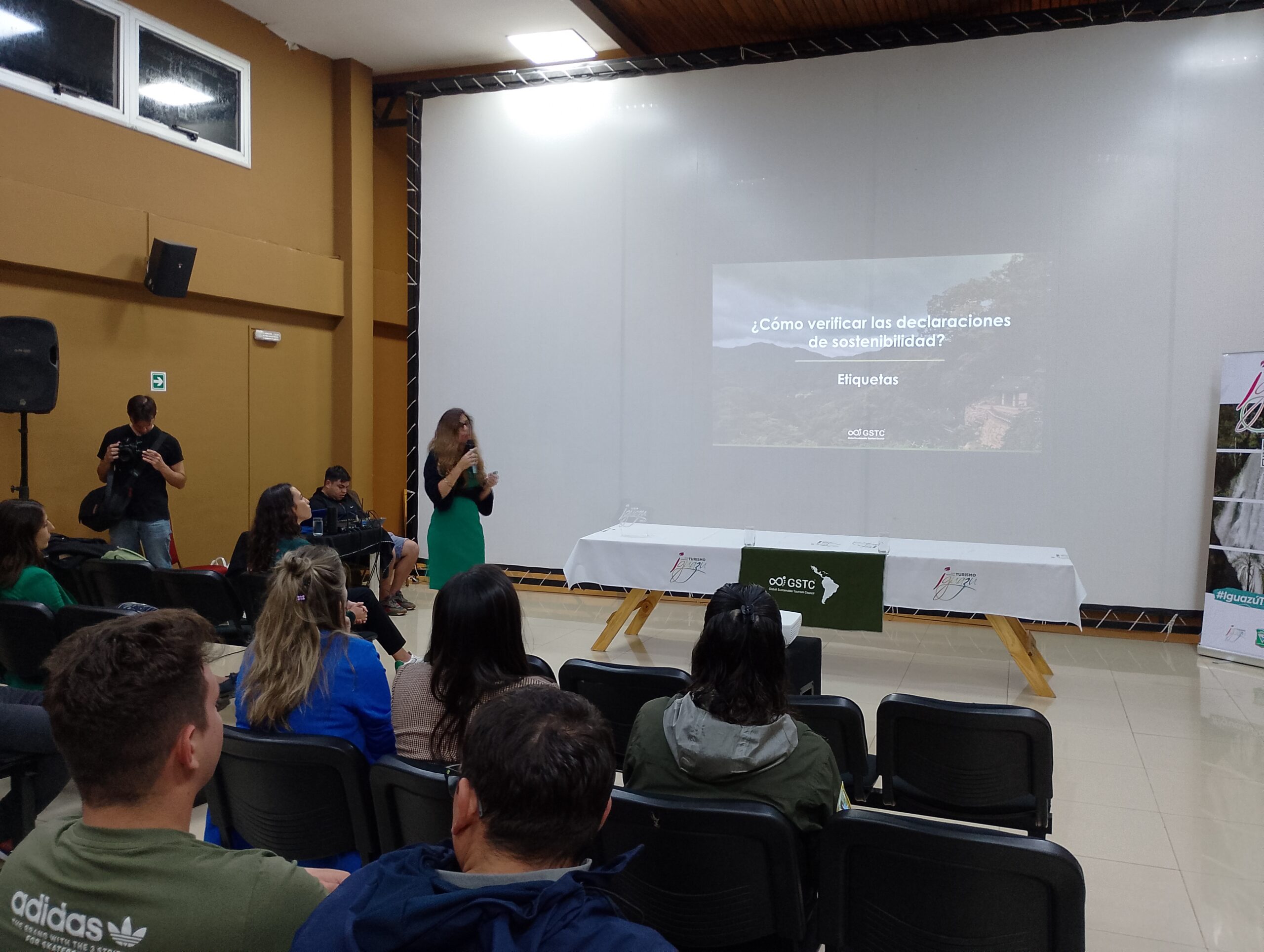 Una de las organizaciones más importantes del mundo del turismo sostenible brindó una charla en Iguazú