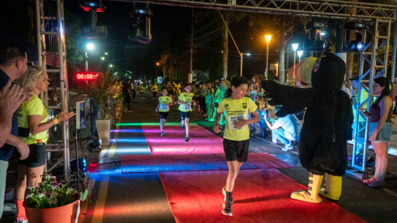 Aniversario de Iguazú: Más 500 corredores participaron de la Carrera Nocturna