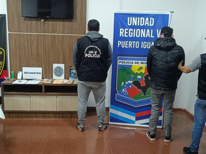 Policías atraparon a un motodealer en plena venta de cocaína en Puerto Iguazú