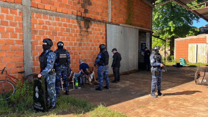Cinco detenidos y una menor rescatada durante un operativo en Garupá y Posadas