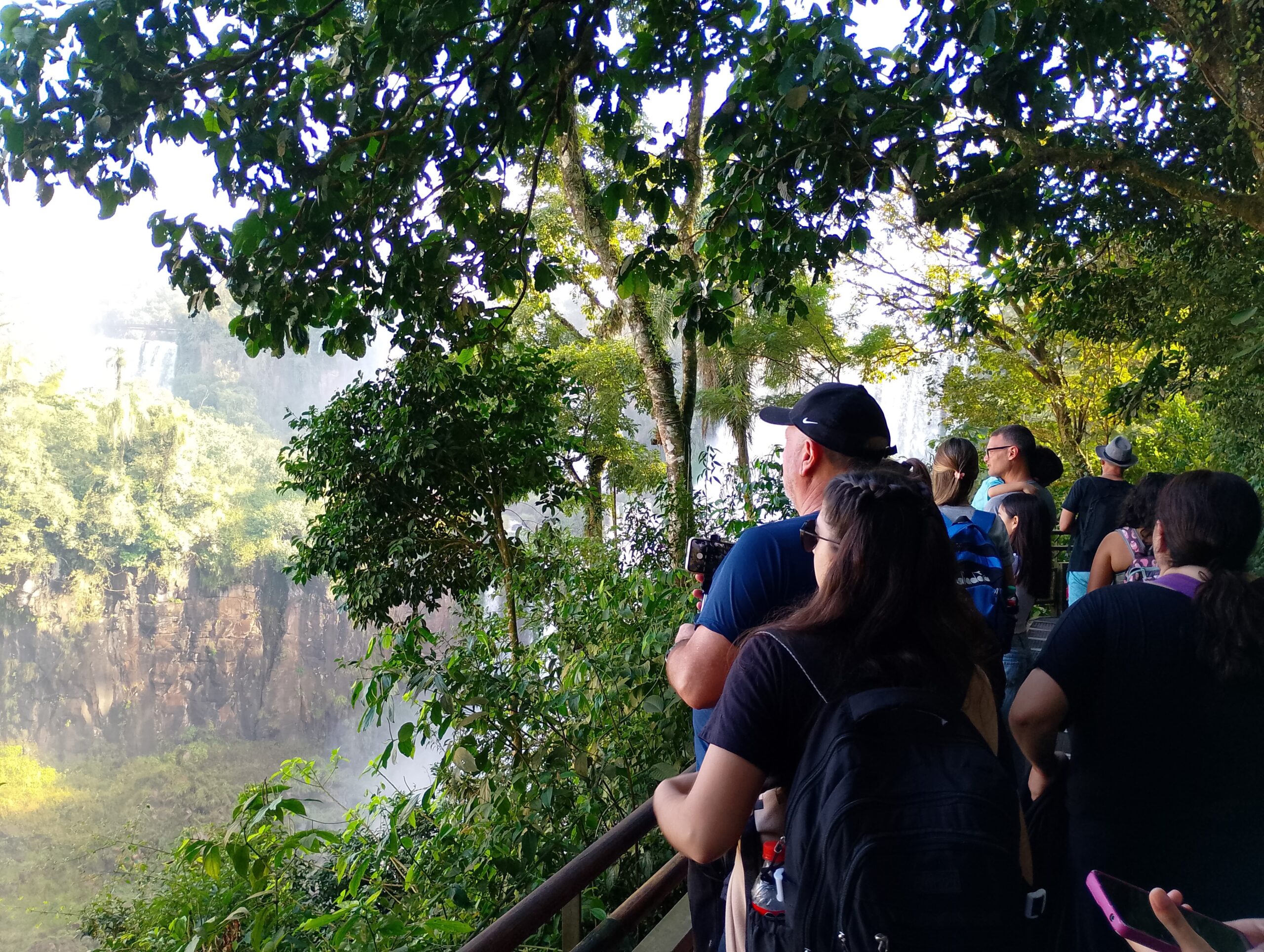 Fin de semana XXL en Iguazú: Casi 24.000 turistas recorrieron Cataratas