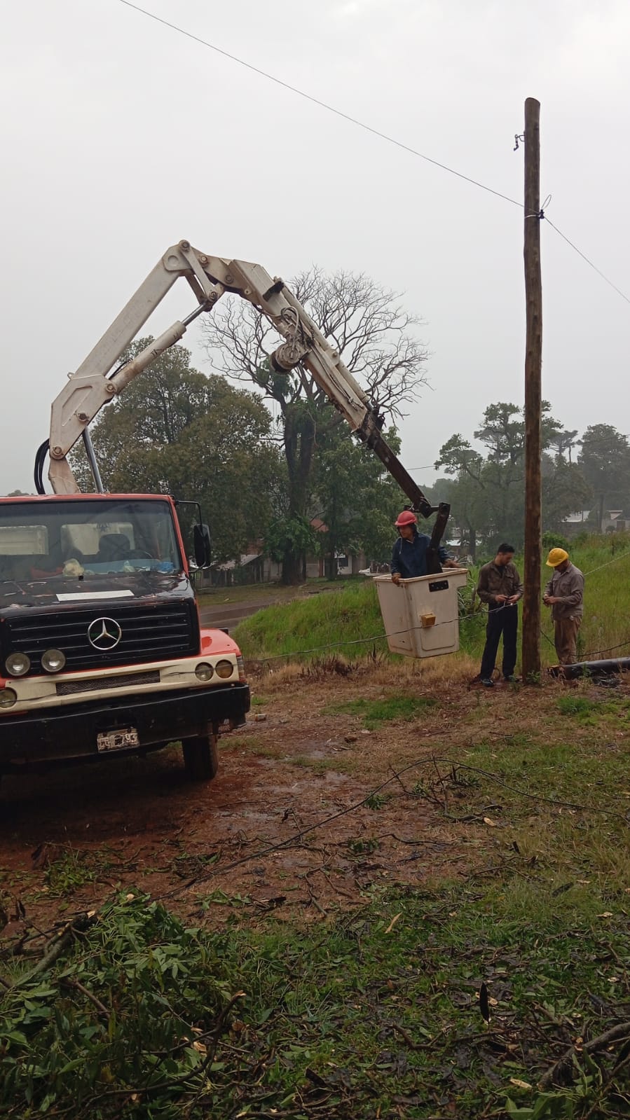 Operativo de Emergencia de Energía de Misiones por fuertes tormentas