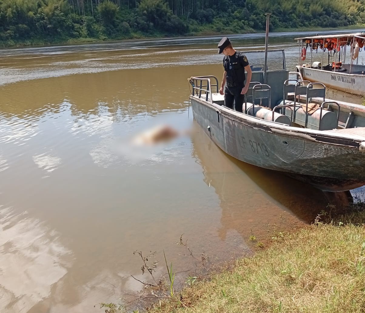 Puerto Libertad: Hallaron un cadáver en el Río Paraná buscan identificarlo