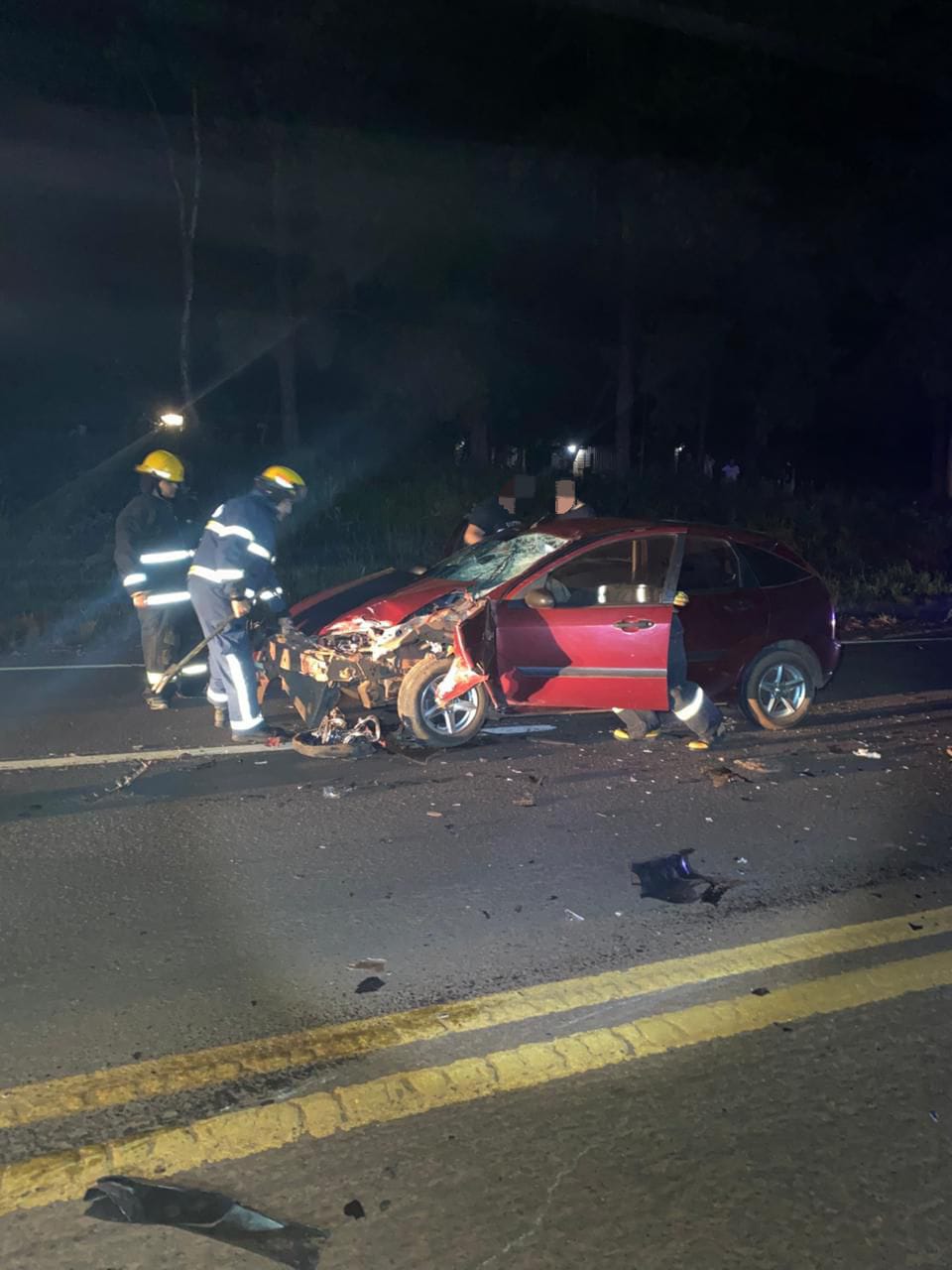 Un motociclista que circulaba sin luces y en contra mano falleció en un accidente