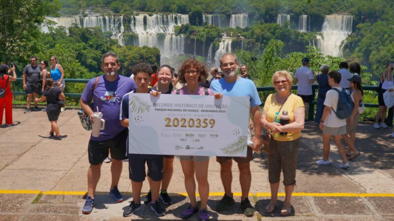 Cataratas lado brasileño rompió el record histórico de visitantes con la llegada de la turista 2.020.359