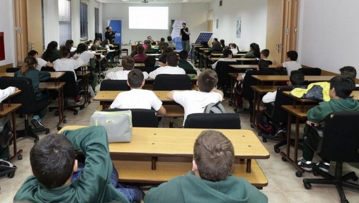 Las matriculas de las escuelas públicas de gestión privada en Iguazú asciendan hasta 200 mil pesos