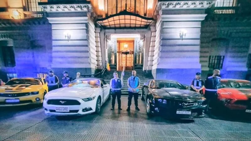 Autos de lujo, redes sociales y contrabando tiene a dos detenidos y un prófugo en una causa federal de Iguazú