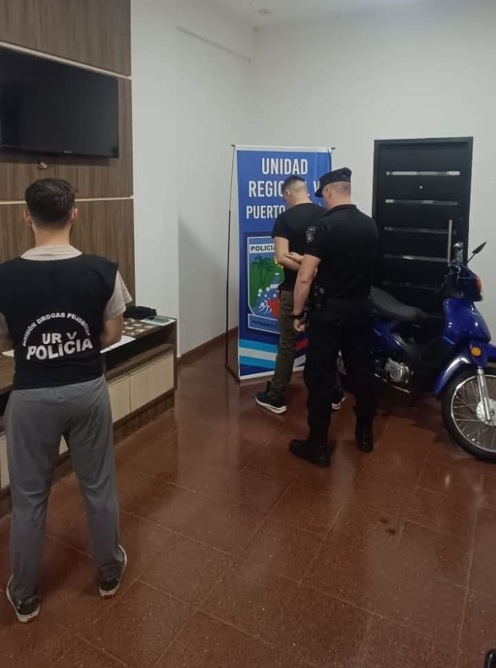 Iguazú: detienen a un “motodealer” con droga para la venta en pleno Centro