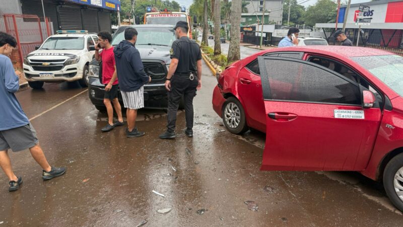 Iguazú: Dos turistas se vieron involucrados en un siniestro vial