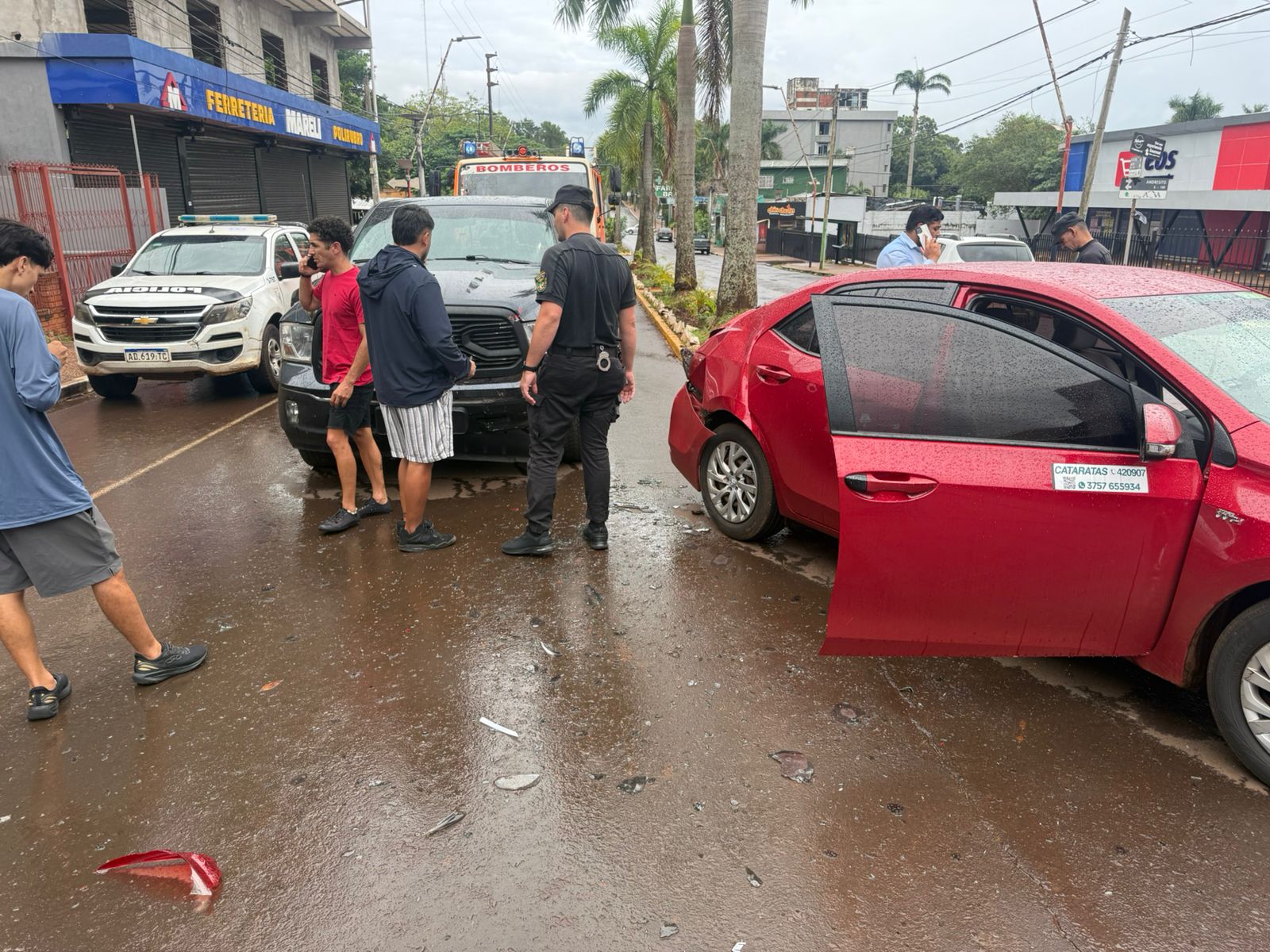 Iguazú: Dos turistas se vieron involucrados en un siniestro vial