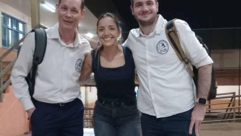 Se recibieron dos nuevos profesores de inglés en Iguazú