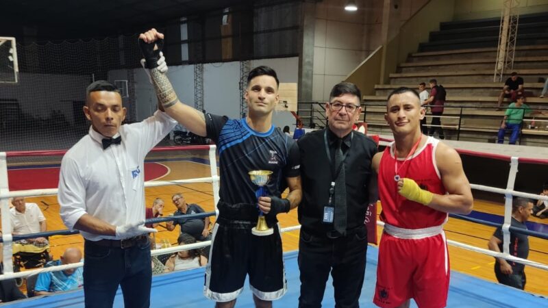 Iguazú: Boxeadores Misioneros mostraron su destreza en el ring