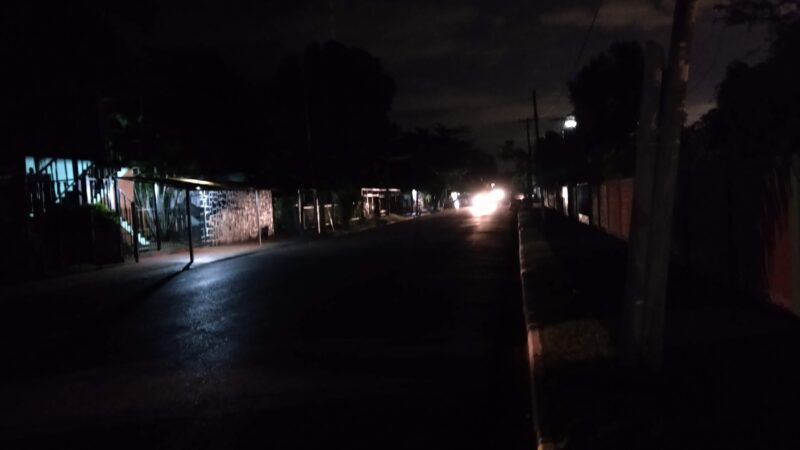 Intimaron a la Municipalidad de Puerto Iguazú a que solucione de forma urgente el servicio de alumbrado Público