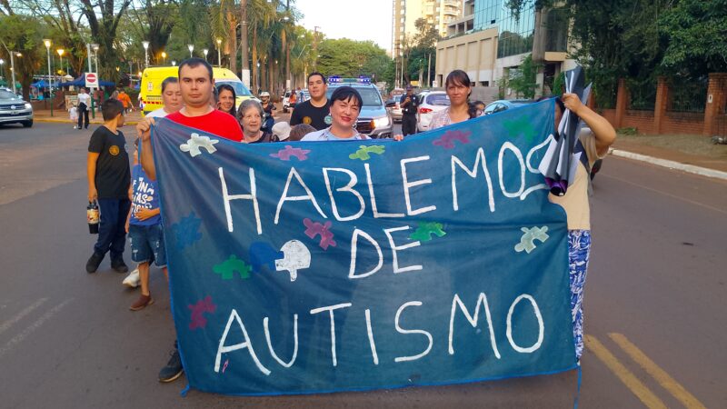 La caminata “Hablamos de Autismo” se llevó acabo en Iguazú