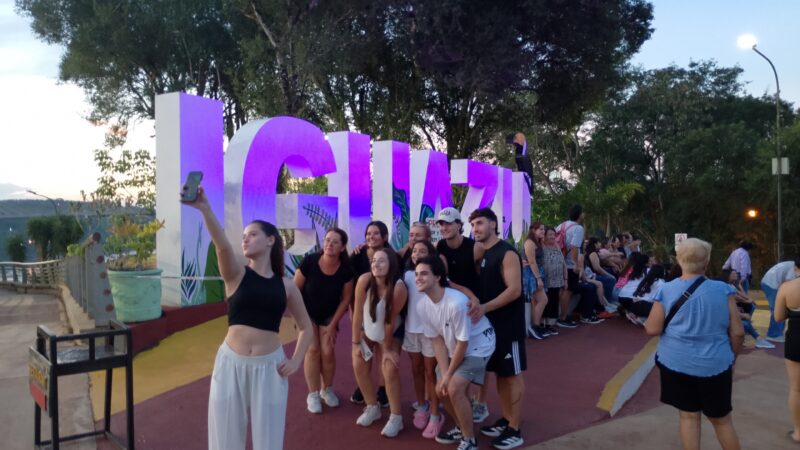 Iguazú registra un buen movimiento turístico el primer día de Semana Santa