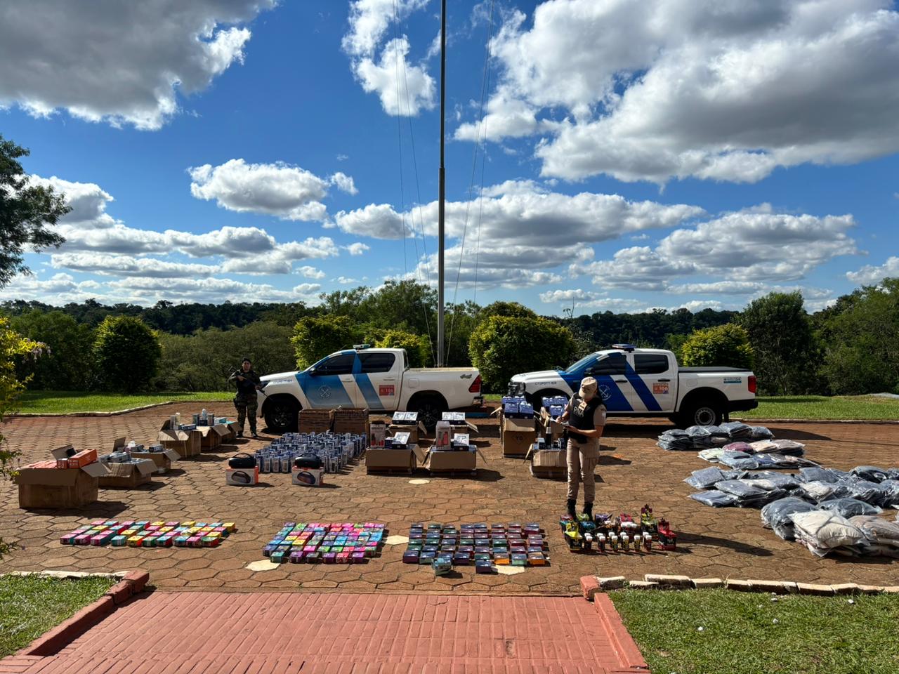 Iguazú: Prefectura incautó encomiendas con mercadería ilegal y sustancias con THC
