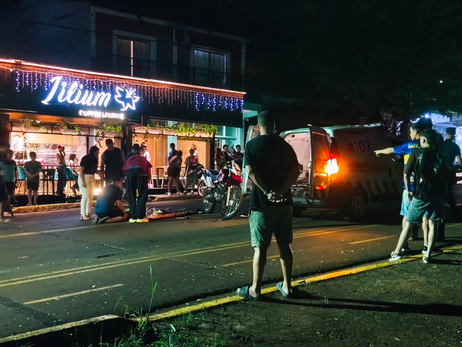 Menor de edad resultó con heridas graves tras una colisión entre dos motocicletas