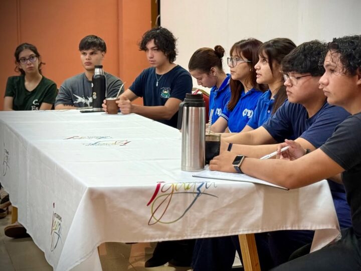 Iguazú: Estudiantes exigirán el cumplimiento de la Carta Orgánica y elegirán un director de la juventud