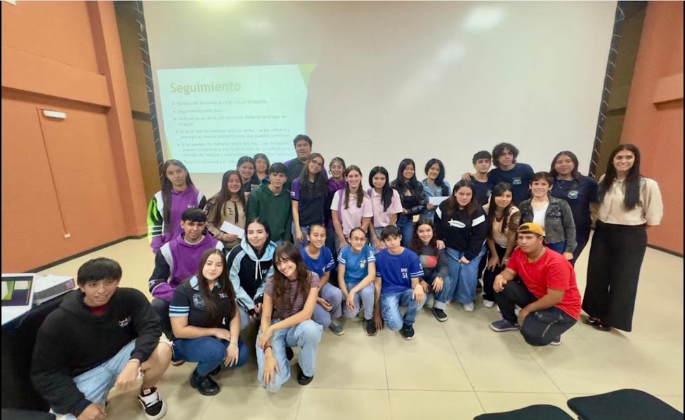 Iguazú: Alumnos de los últimos años de las escuelas secundarias recibieron los “Rece Bono”