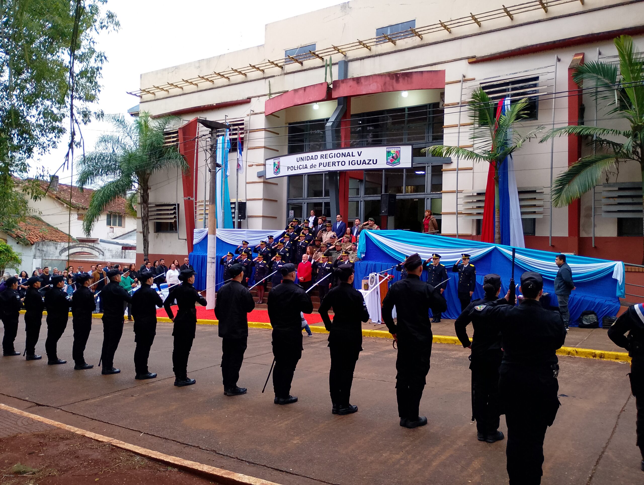 Reconocieron a los efectivos policiales de dos divisiones de la URV
