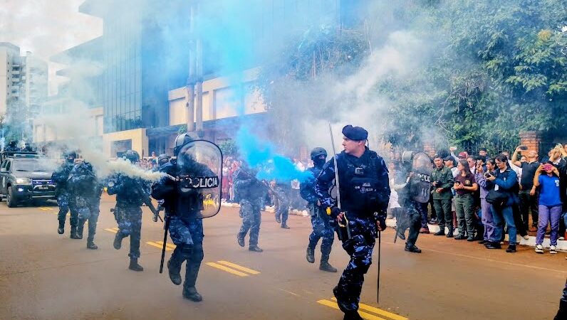 Con orgullo y patriotismo celebraron el cumpleaños de la patria en Iguazú