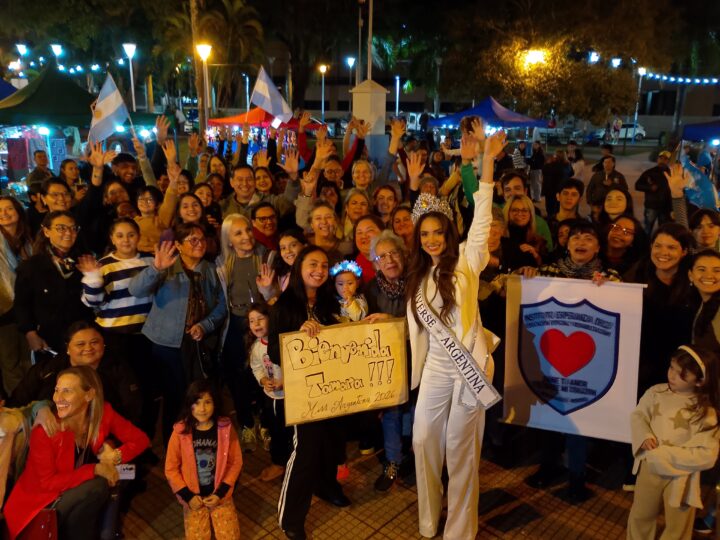 Con mucha emoción Puerto Iguazú recibió a Tamara Rogouski