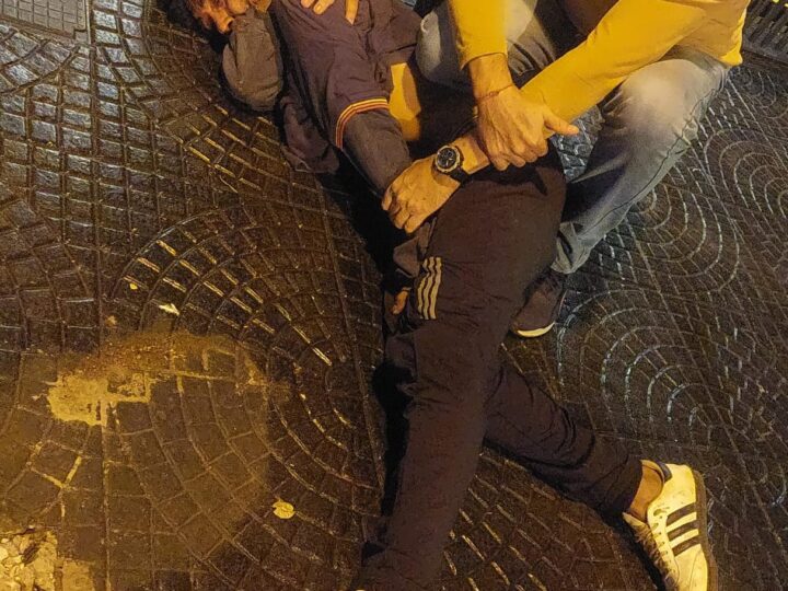  Vecinos atraparon a «Cara Manchada» in fraganti y lo entregaron a la policía