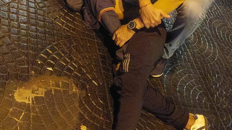  Vecinos atraparon a «Cara Manchada» in fraganti y lo entregaron a la policía