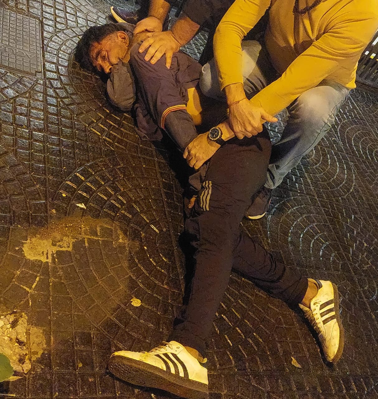  Vecinos atraparon a «Cara Manchada» in fraganti y lo entregaron a la policía