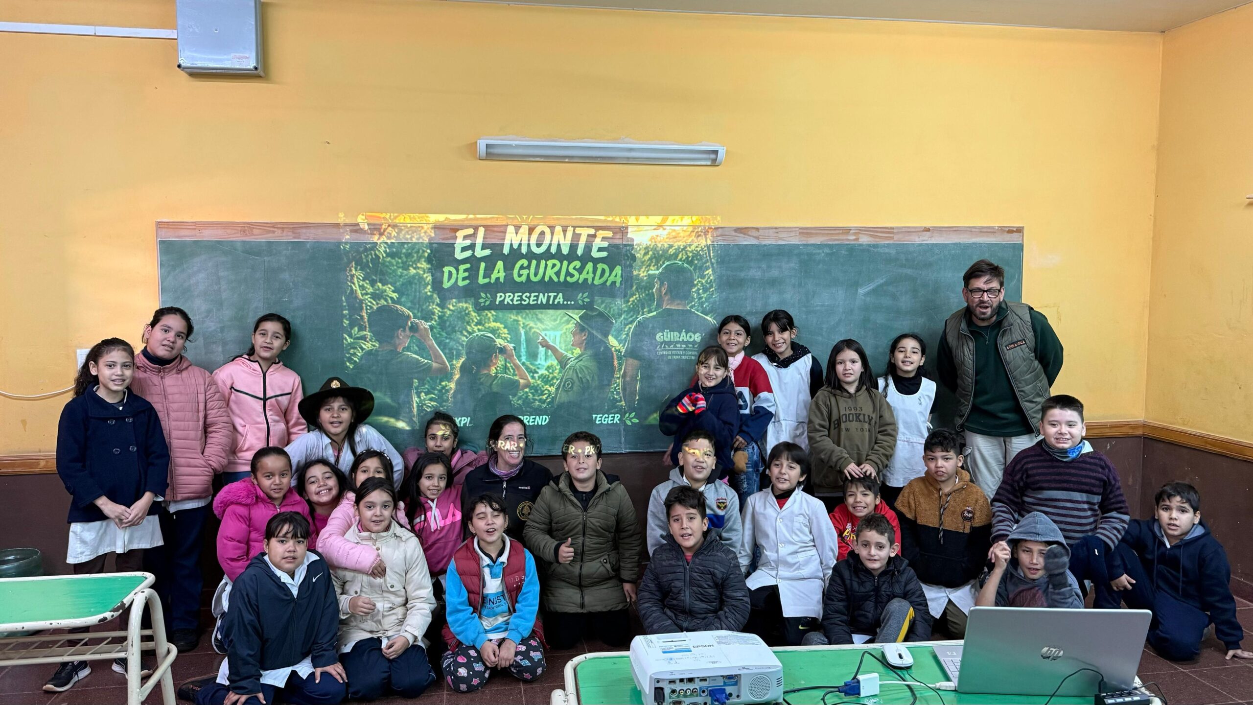 “El monte de la gurisada”: Recorren las escuelas con una charla de concientización ambiental