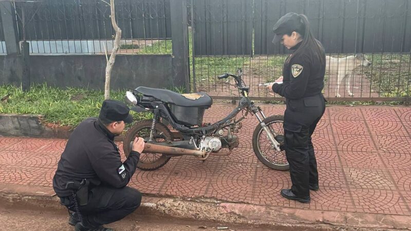 Asalto a un Delivery: La policía recuperó la motocicleta y tras un allanamiento secuestraron objetos vinculados al hecho