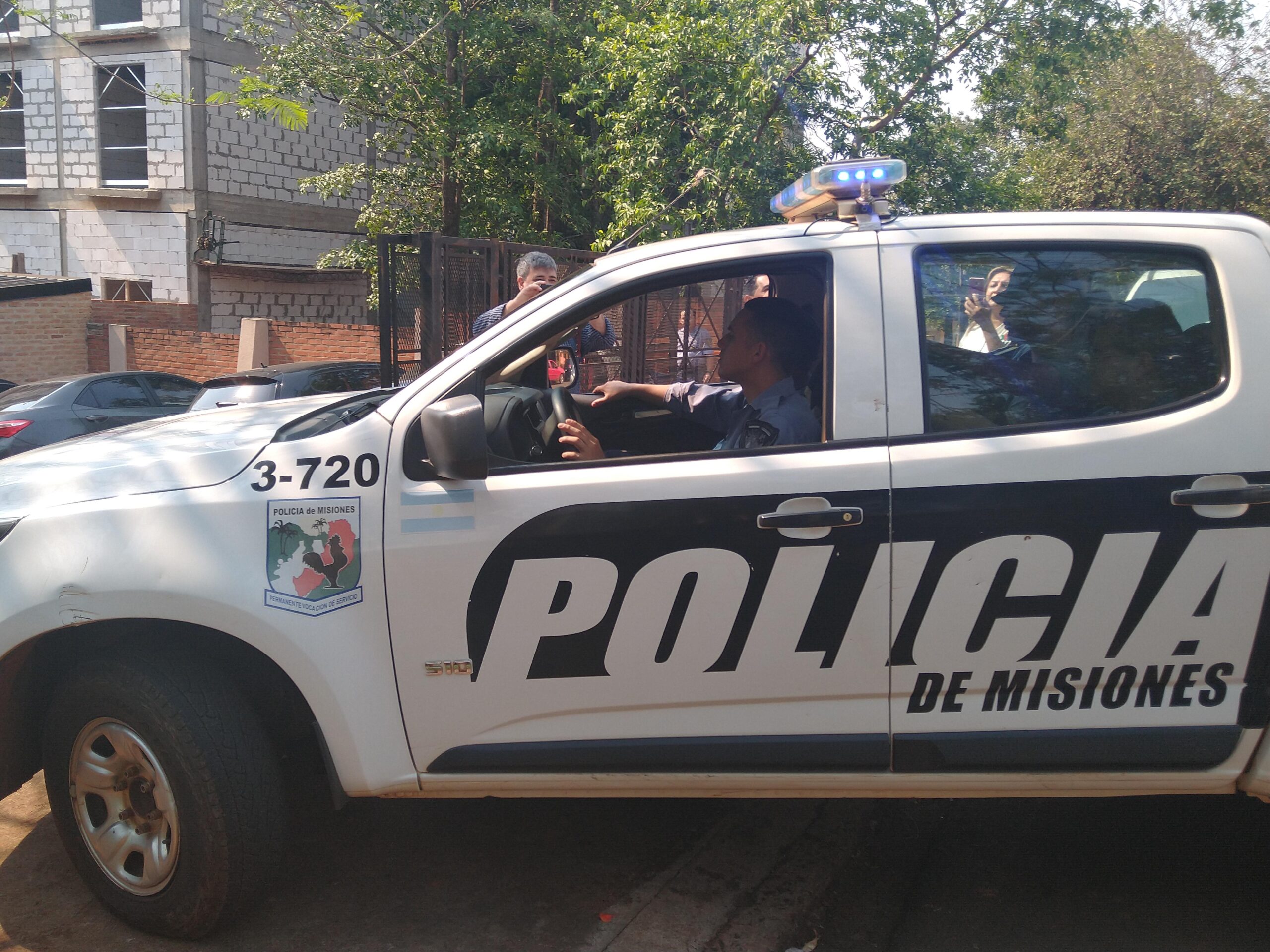 Denunció que la emboscaron y la golpearon salvajemente