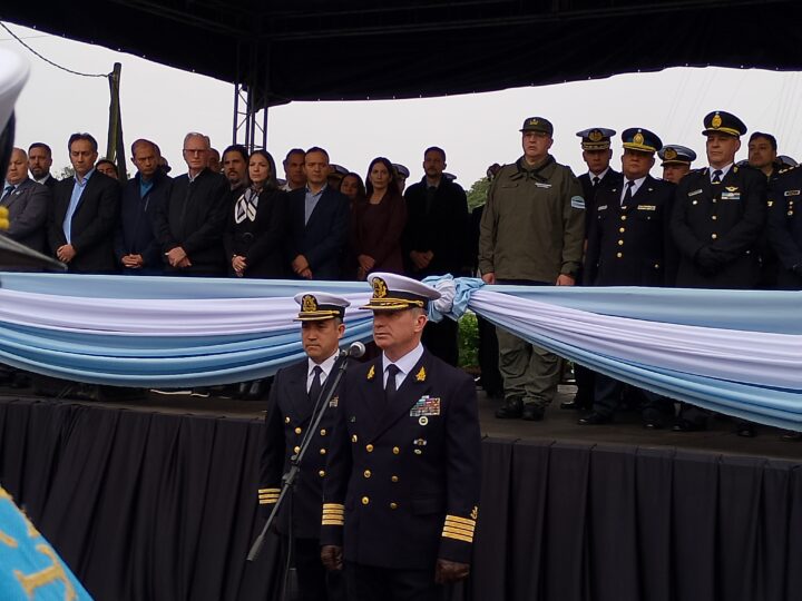 Prefectura Naval Argentina celebró sus 216 años con emotivos reconocimientos al merito