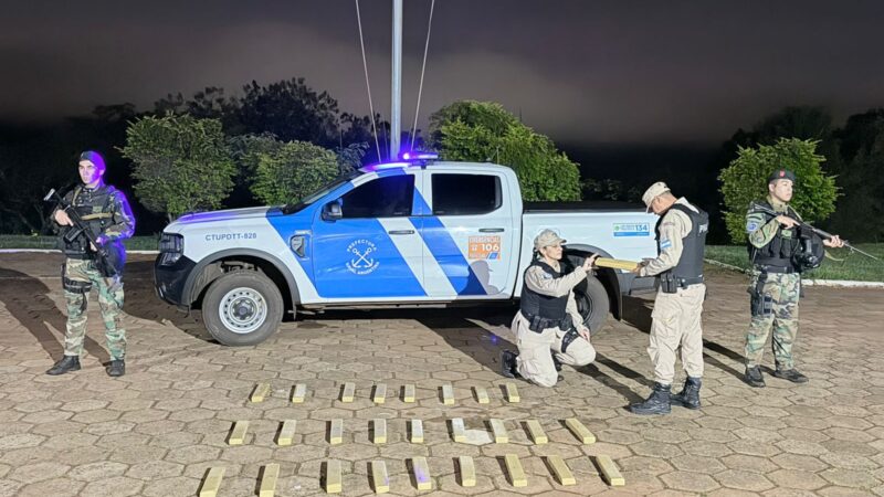 Tras el hundimiento de una embarcación Prefectura incautó 28 kilos de marihuana