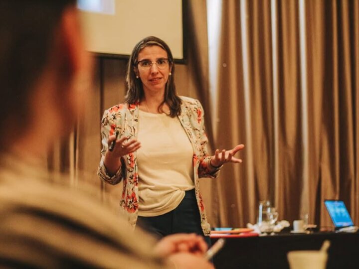 Gaby Amoros abre inscripciones para una nueva edición de su Mentoría Grupal de Neurooratoria