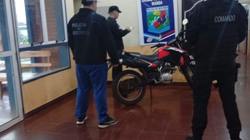Burló los controles de la Policía y subió videos a las redes: le secuestraron la moto