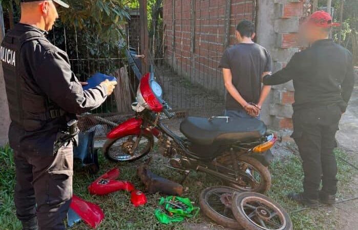 Puerto Iguazú: Atraparon a «Capu» fue sorprendido desmantelando una motocicleta robada