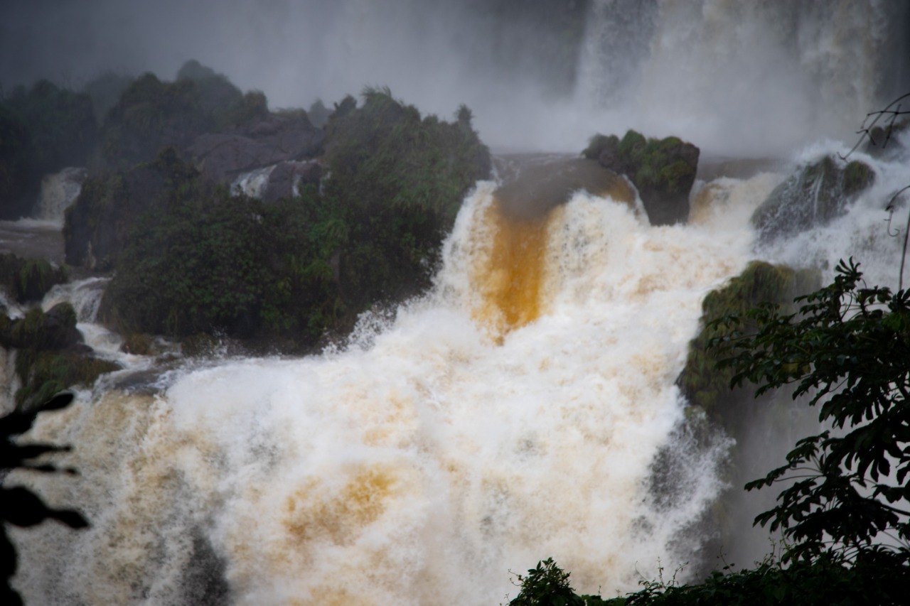 Tras la bajante del rio vuelven a habilitar el circuito Garganta del Diablo este viernes