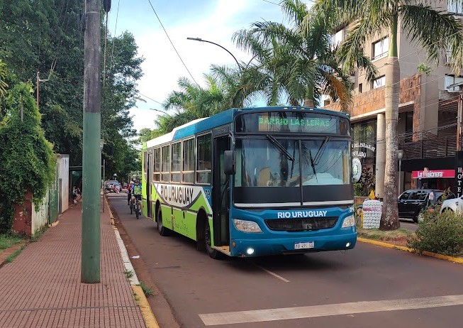 Iguazú: Sin comunicación formal comenzó a regir el aumento del transporte público de pasajeros