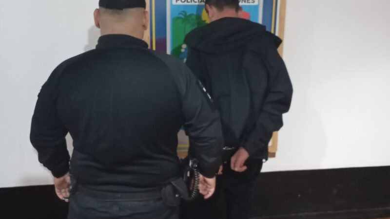 Ladrón encontró la llave escondida y robó 9.000 reales