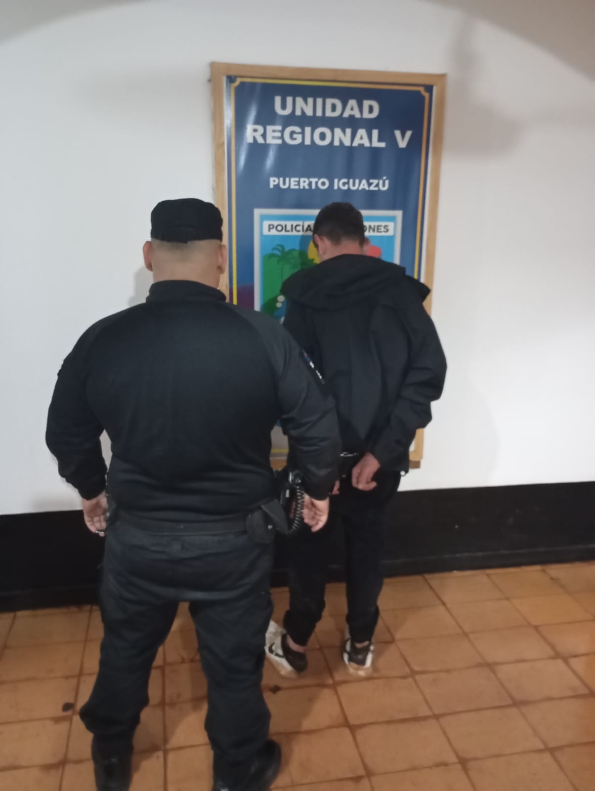 Ladrón encontró la llave escondida y robó 9.000 reales