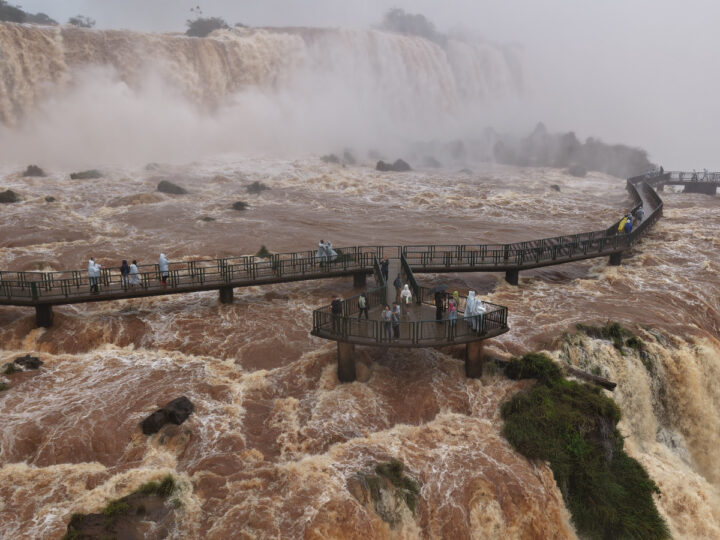 Cataratas lado brasilero: habilitaron al mediodía la pasarela hacia el balcón Garganta del Diablo