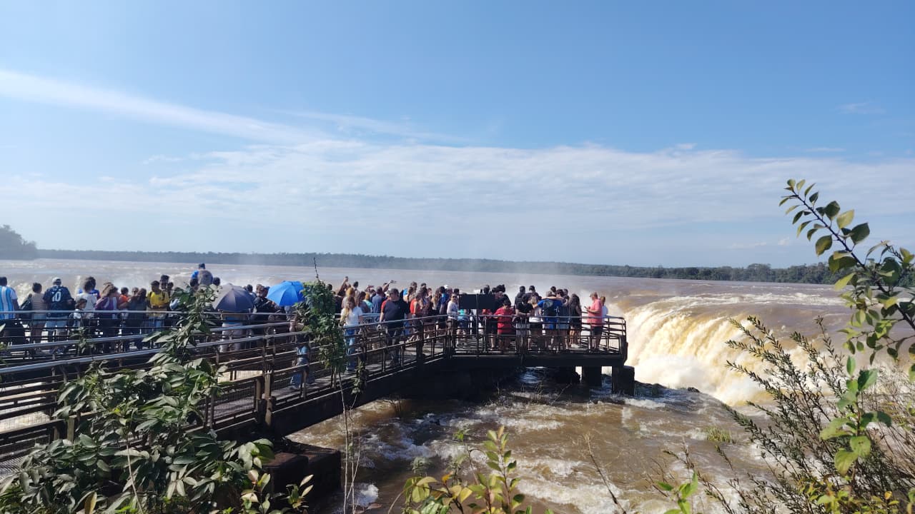 Más de 7 mil visitantes disfrutaron de Cataratas con todos los circuitos habilitados