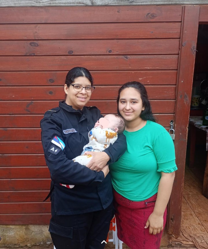 Mujer policía salvo a su hijo y ella agradeció con una emotiva carta 