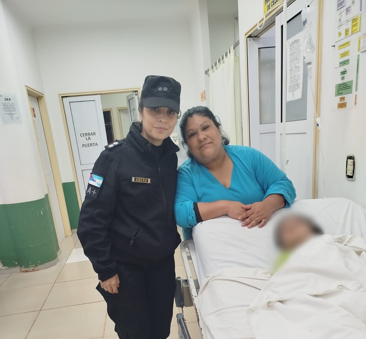 Iguazú: Policías reanimaron a un niño de un año que llegó sin respirar a una comisaría