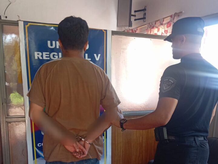 La extorsionaba con divulgar fotos íntimas y fue detenido en Puerto Iguazú
