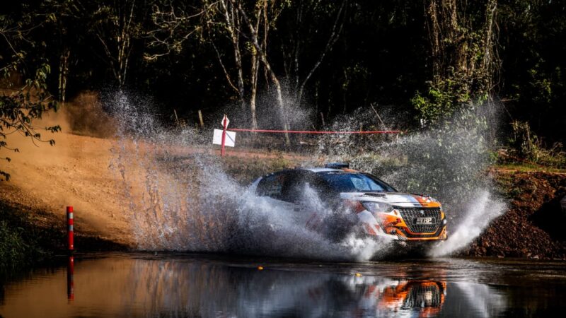 La dupla Zarza-Espinola terminó 7° en la Rally4 y se transformó en el binomio misionero con mayor presencia mundialista