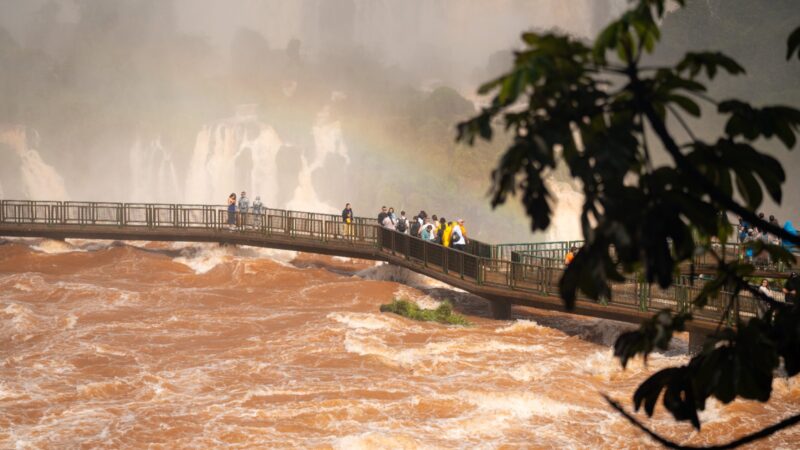 Reabrieron la pasarela de las Cataratas del Iguazú lado brasilero