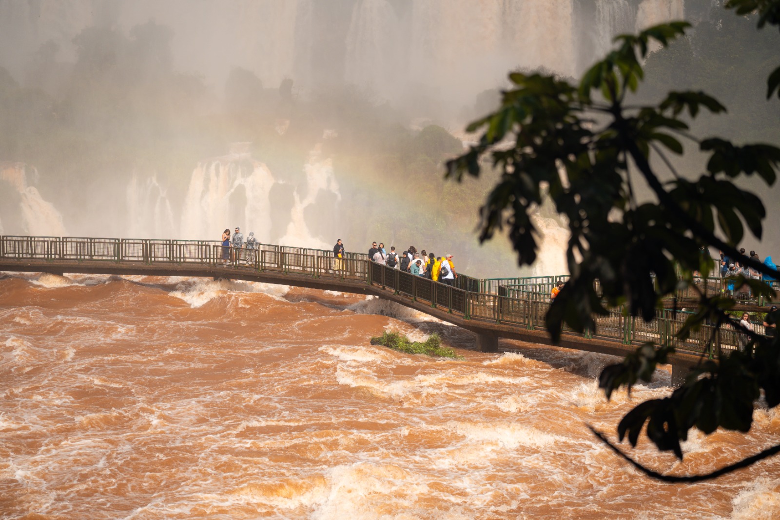Reabrieron la pasarela de las Cataratas del Iguazú lado brasilero
