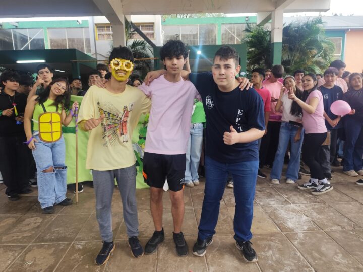 El equipo de ajedrecistas de la EPET Nº4 se consagró campeón del regional NEA y pasó al nacional